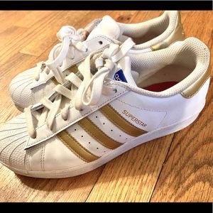 Adidas superstar
